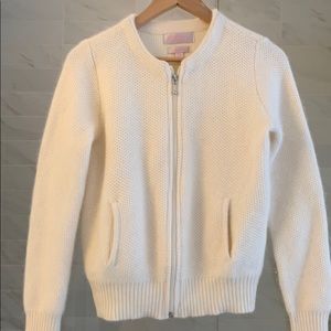 Luxurious cozy warm sweater